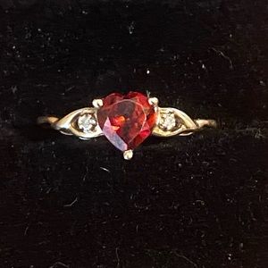 10k garnet heart and diamond ring
